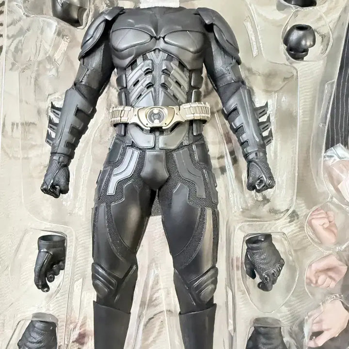 [BUNJANG] Hot Toys Armory (Damaged Box) Batman Accessories / 핫토이 아머리 약하자품 판매 내용필독