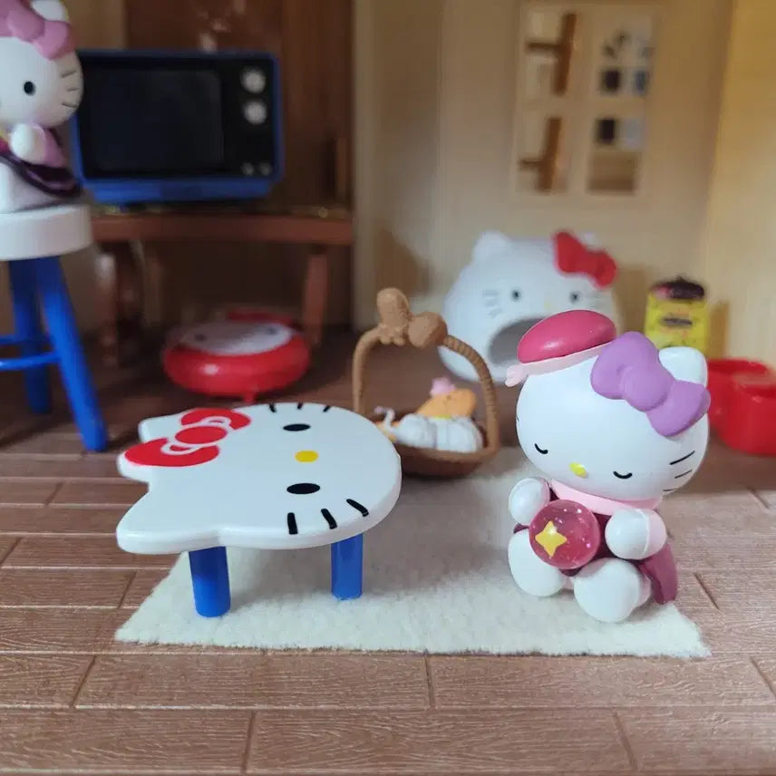 [BUNJANG] Kitty Wizard Figure / 키티 마법사 피규어