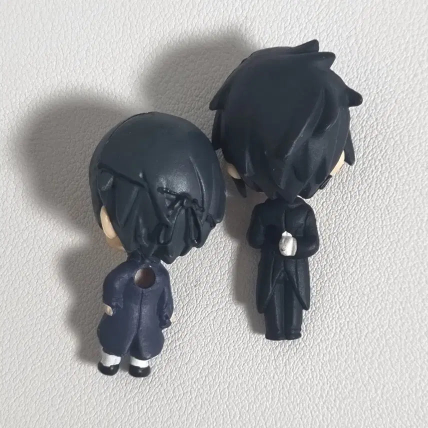 [BUNJANG] Black Butler Ciel Phantomhive Sebastian Michaelis Swing Gacha Figure Keyring / 고전) 흑집사 시엘 세바스찬 팬텀하이브 스윙가챠 피규어 키링