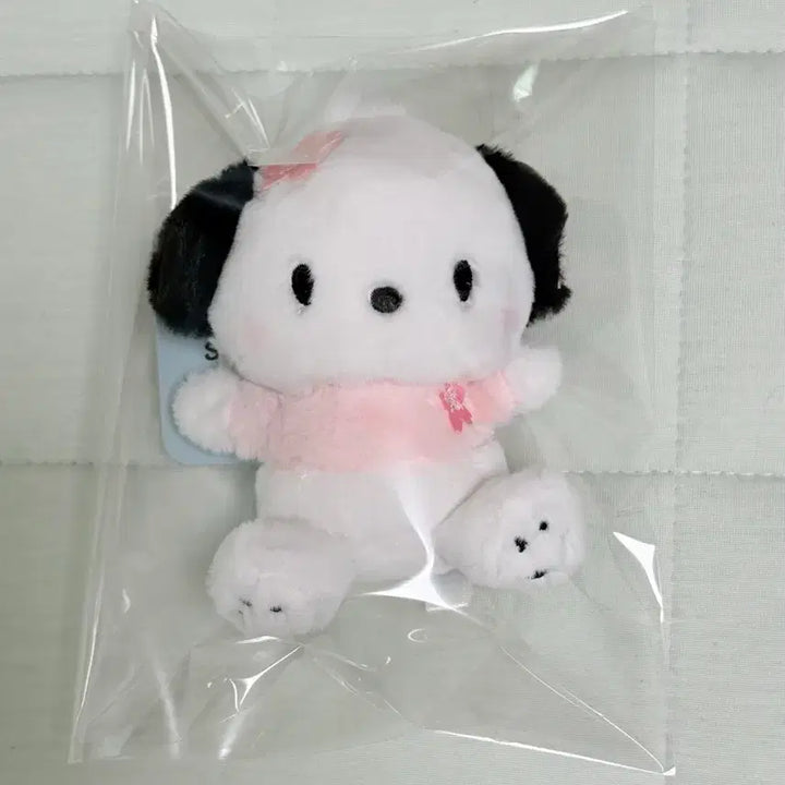 [BUNJANG] Sanrio Pochacco Cherry Blossom Mascot Doll Keychain / 산리오 포차코 벚꽃 마스코트 인형키링