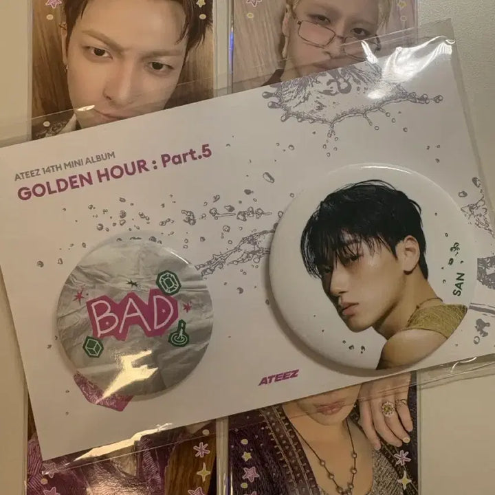 [BUNJANG] ATEEZ BAD Music Core Pre-recording Photocard Bundle Set (Hongjoong, Seonghwa, Yeosang, Mingi) / [포카 일괄]에이티즈 BAD 음악중심 사녹 공방(홍중,여상,민기)