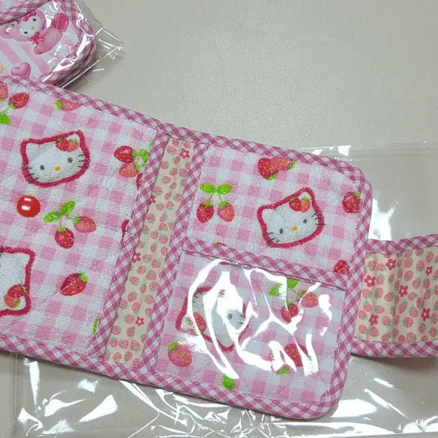 [BUNJANG] Handmade Kitty Passport Pouch / 개별)고전키티 딸기키티 곰돌이키티 여권파우치 핸드메이드 파우치
