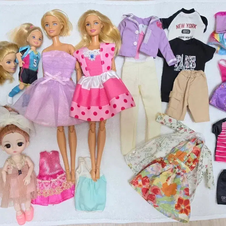[BUNJANG] Jointed Barbie Doll Set with Clothes / 관절바비 바비 인형 옷 세트