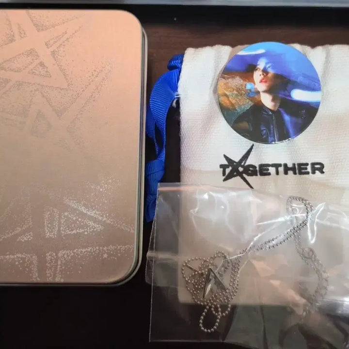 [BUNJANG] TXT Soobin Special Gift Tin Case + Necklace Set / 투바투 쇼케이스 수빈 역조공 틴케이스+목걸이 양도 미사용