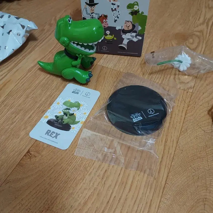 [BUNJANG] Toy Story Rex Figure / 현물 미개봉 토이스토리 피스마이너스원 더퍼스트팬 블라인드 피규어 렉스