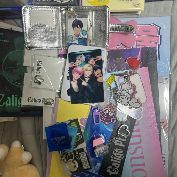 [BUNJANG] PLAVE Merchandise Bundle Set / 플레이브 굿즈 일괄 판매