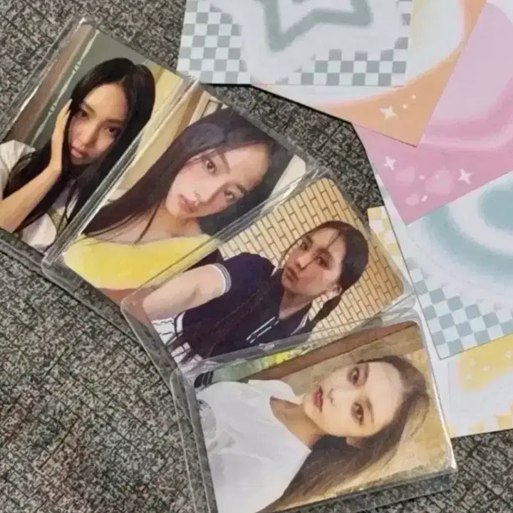 [BUNJANG] NewJeans Bundle Set Photocard &amp; Sticker / 뉴진스 포토카드 + 스티커 일괄