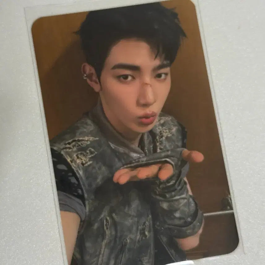 [BUNJANG] ZB1 3rd Week Studio Card Zhang Hao Photocard / 앤더블 3주차 공방포카 장하오 양도합니다