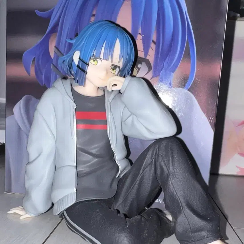 [BUNJANG] Bocchi the Rock! Yamada Ryo Desktop Figure / 봇치 더 록 야마다 료 데스크탑 큐트 피규어