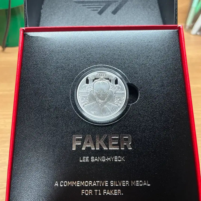 [BUNJANG] T1 Faker Commemorative Silver Medal / 마지막 가격) 페이커 기념 은메달 T1 x 한국조폐공사