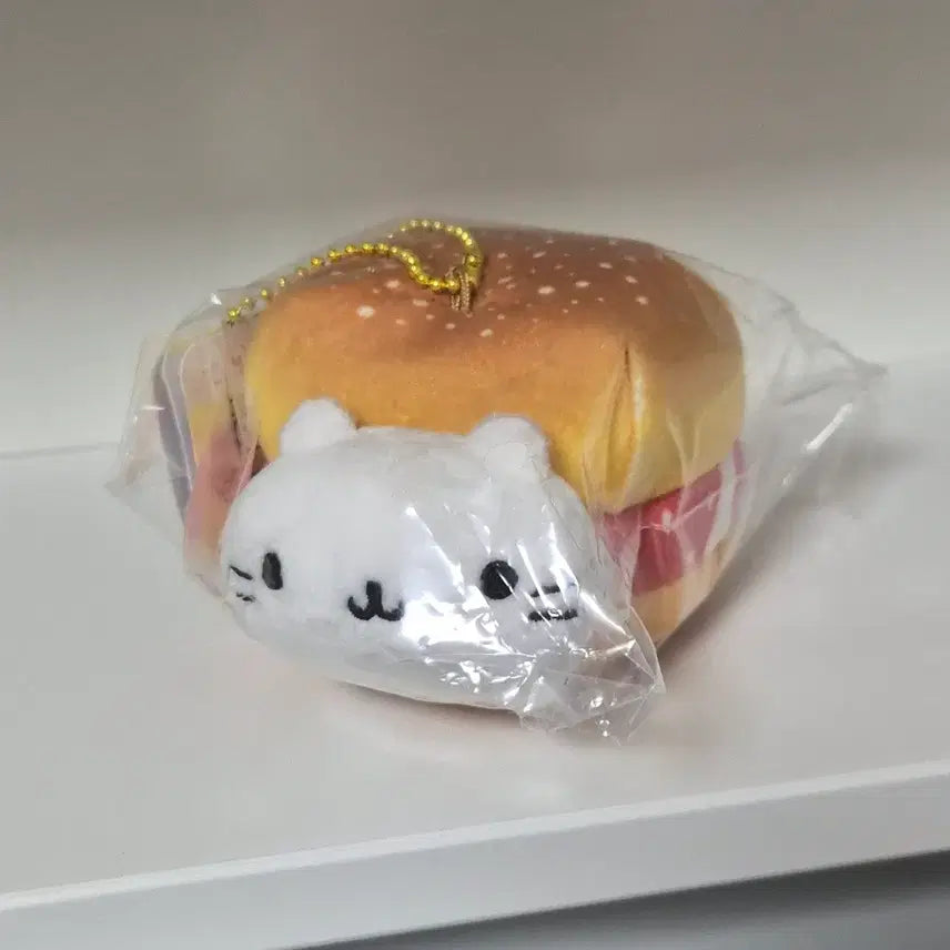 [BUNJANG] San-X Nyan Nyan Nyan Co. Strawberry Cream Doll Mascot Keychain / 산엑스 냥냥냥코 딸기 슈크림 인형 마스코트 키링