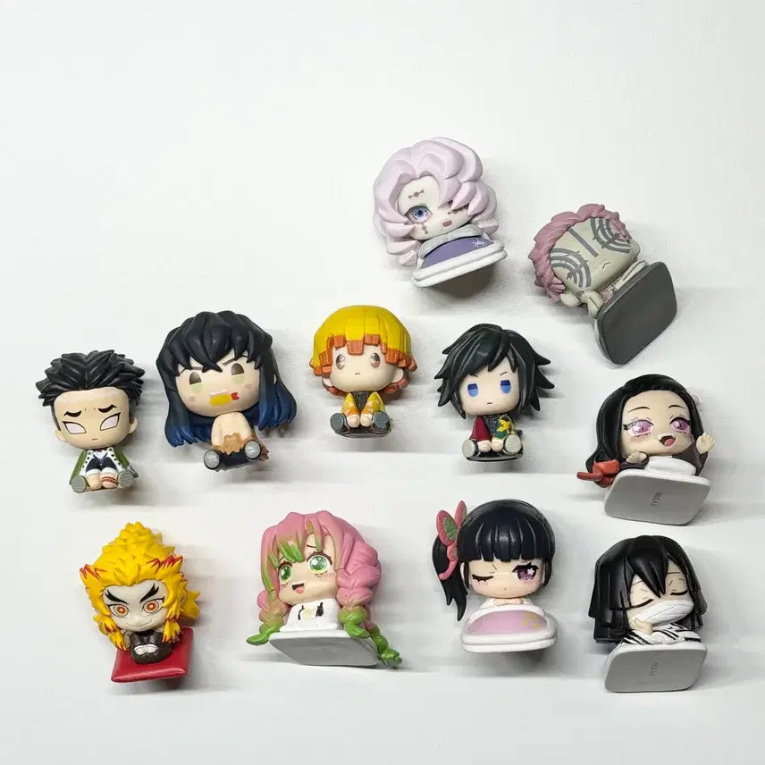 [BUNJANG] Demon Slayer Chocoinu Gacha Mini Figure Bundle Set / 귀멸의칼날 초코노코 가챠 미니 피규어