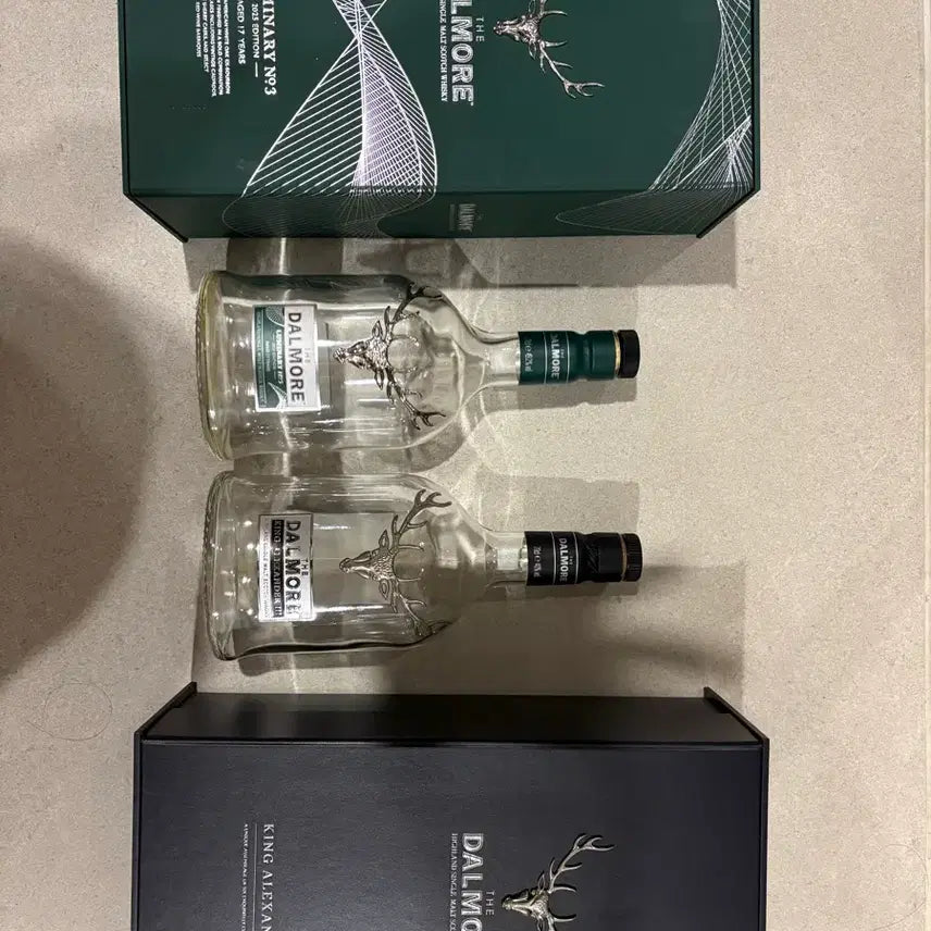 [BUNJANG] Dalmore Luminary No.3 17 Year Old &amp; King Alexander III Whisky Bundle Set (2 Bottles) / 달모어 루미너리 No.3 17년 / 킹 알렉산더 3세 위스키 2병 일괄