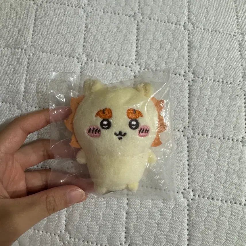 [BUNJANG] Chiikawa Sitting Plush Gacha Shisa Doll / 치이카와 앉은 누이 가챠 시샤 인형