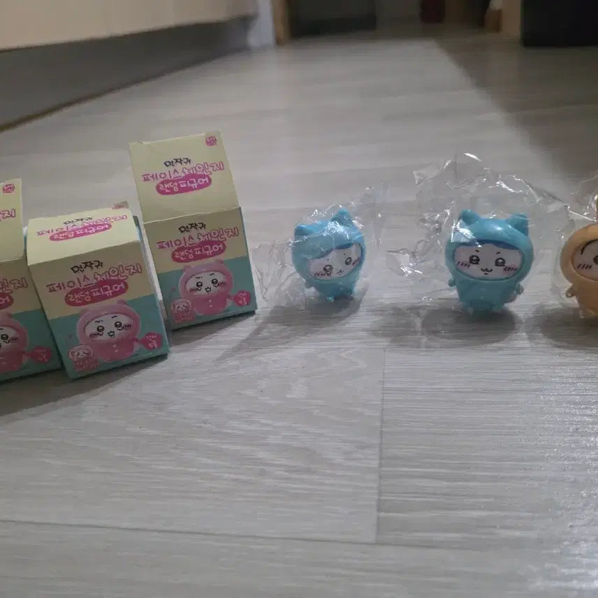 [BUNJANG] Monsekki Face Change Figure - Hachiware / 먼작귀 페이스체인지 피규어 하치와레