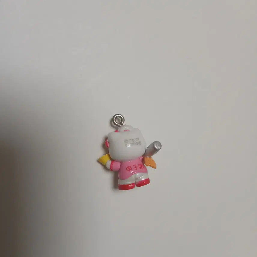 [BUNJANG] 2007 Baseball Kitty Strap Gacha Figure / 야구 키티스트랩 운동 스포츠 키티 가챠 피규어 킽스