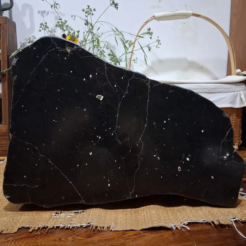 [BUNJANG] Large Heavy Black Stone Decor - Starry/Planetary Surface / 돌 장식 (무슨 돌인지 모름)
