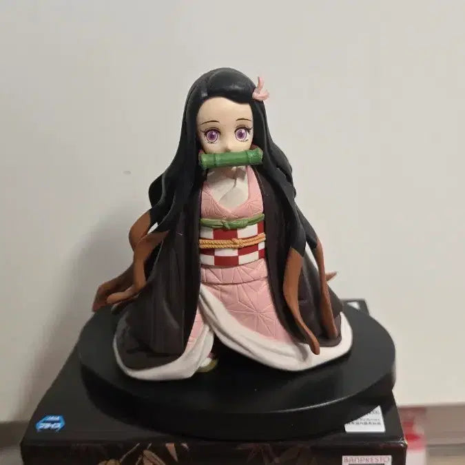 [BUNJANG] Demon Slayer Nezuko Figure (Unsealed) / 개봉 귀멸의 칼날 네즈코 피규어