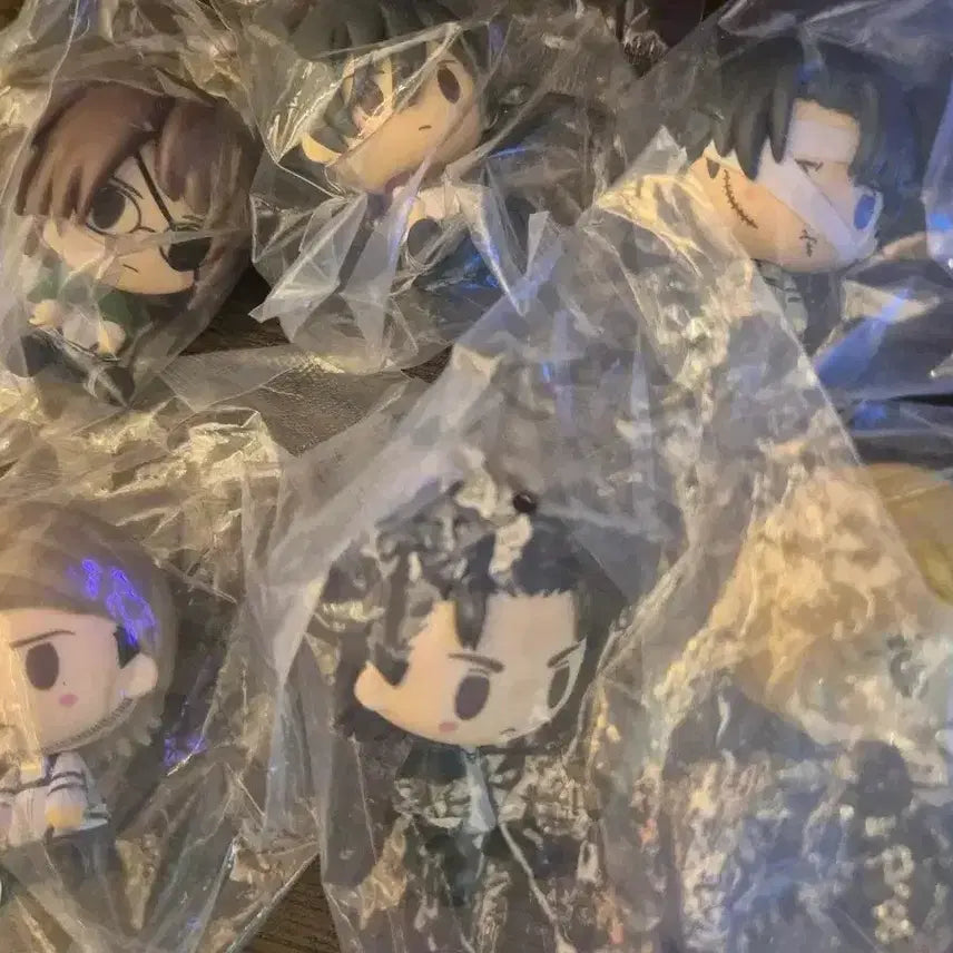 [BUNJANG] Attack on Titan Chokonokko 6-Piece Set / 진격의거인 초코노코 6종