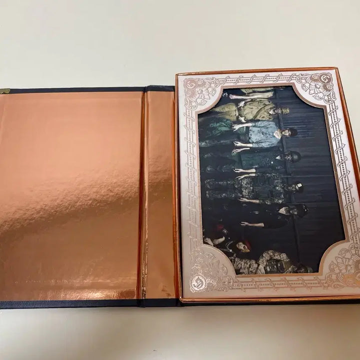 [BUNJANG] G-Dragon One of a Kind Album Postcard / 지디 원옵카 앨범