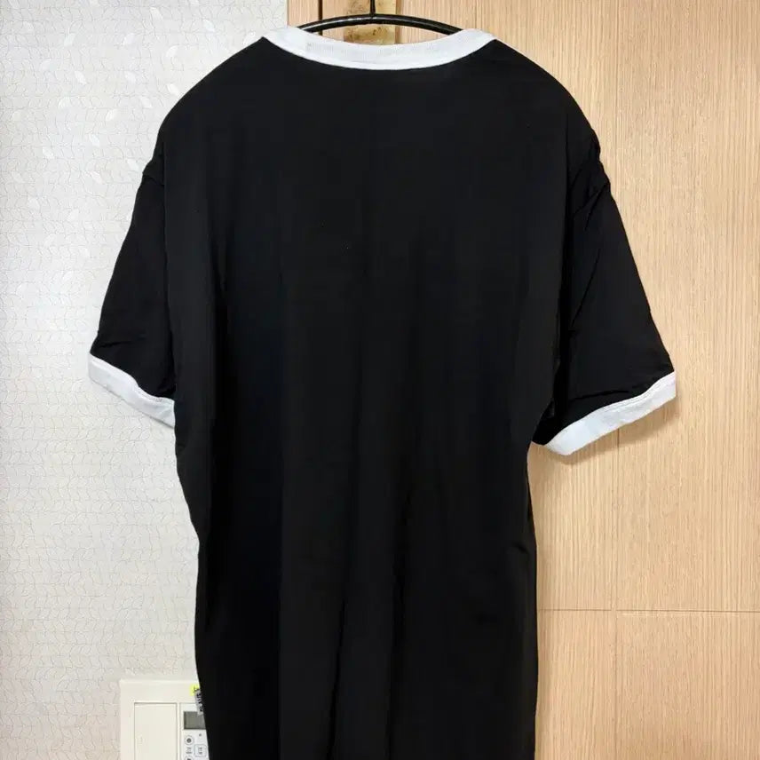 [BUNJANG] PLAVE PUTTYBEE Ringer T-Shirt (Size S) / [배송비 포함] 플레이브 푸티비 링거 티셔츠 S