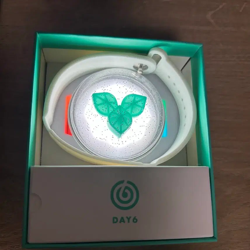 [BUNJANG] DAY6 Made Watch Ver. 3 / 데이식스 마데워치 ver.3 양도