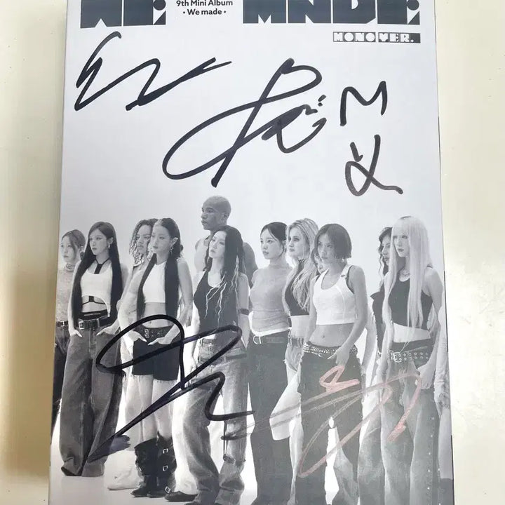 [BUNJANG]  (G)I-DLE We Made Mini Album Vol. 9 Sealed with All Members&