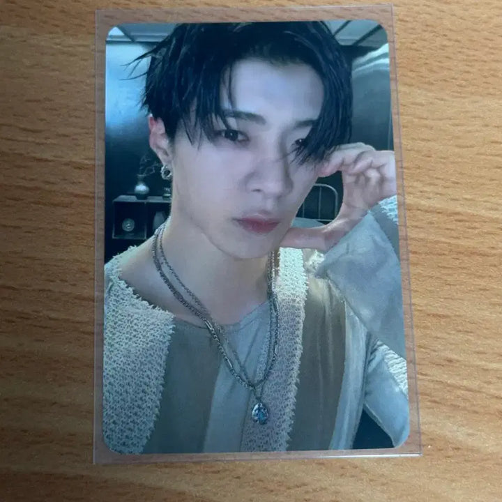 [BUNJANG] ONF Wyatt Open The World Official Photocard / 온앤오프 와이엇 오픈더도어 공방포카