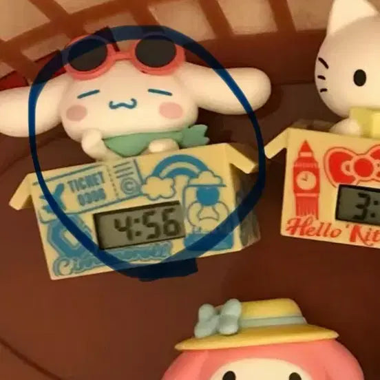 [BUNJANG] Sanrio Characters Cinnamoroll Watch Gacha / 산리오 캐릭터즈 시나모롤 시계 가챠
