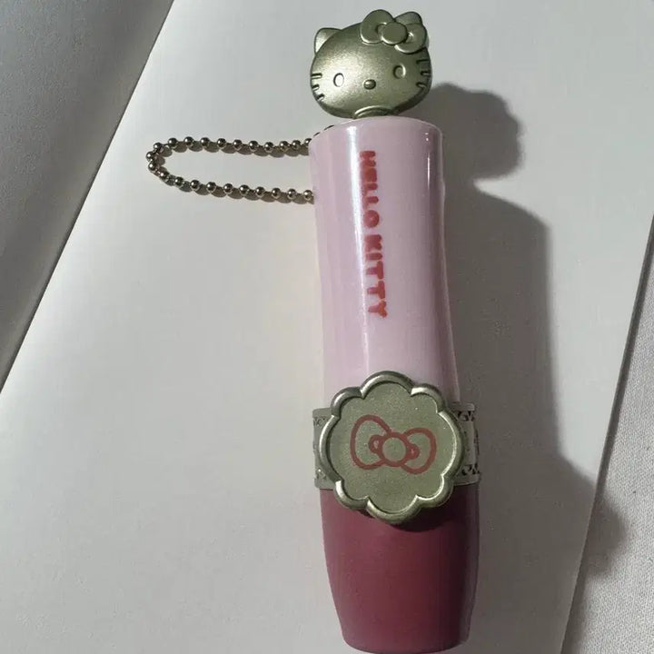 [BUNJANG] Sanrio Hello Kitty Lipstick Holder / 산리오 키티가챠 립스틱보관