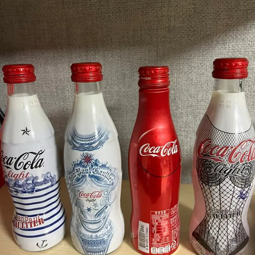 [BUNJANG] Jean Paul Gaultier x Coca-Cola Collaboration Collectible Display Item / 장폴고티에 콜라보 코카콜라 수집용 인테리어