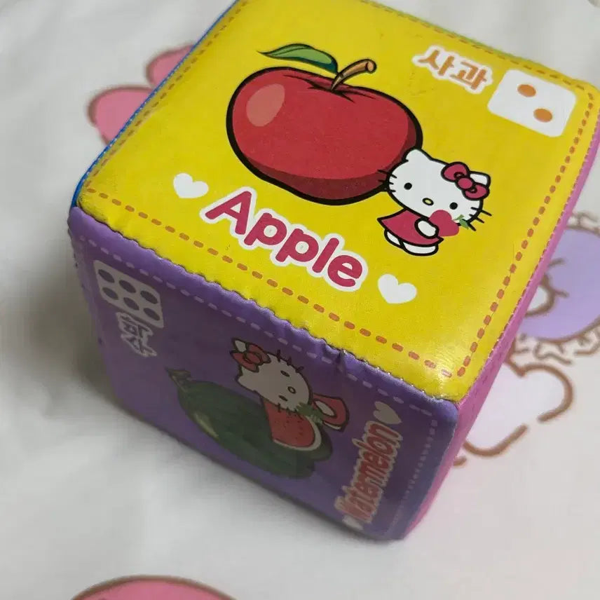 [BUNJANG] Vintage Hello Kitty Fruit Dice Stationary / 고전) 고전문구 색깔 키티 과일 주사위