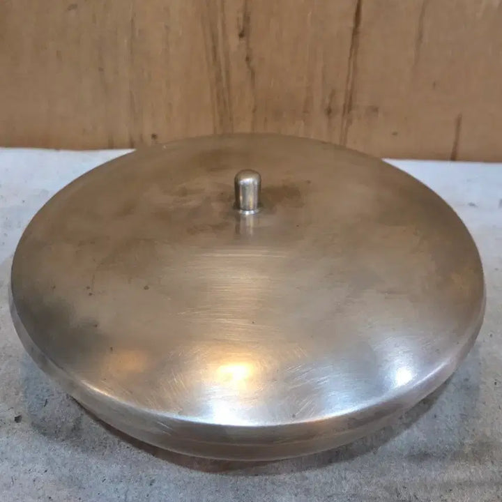 [BUNJANG] Traditional Korean Bronze Chest / 옛날 전통 유기합