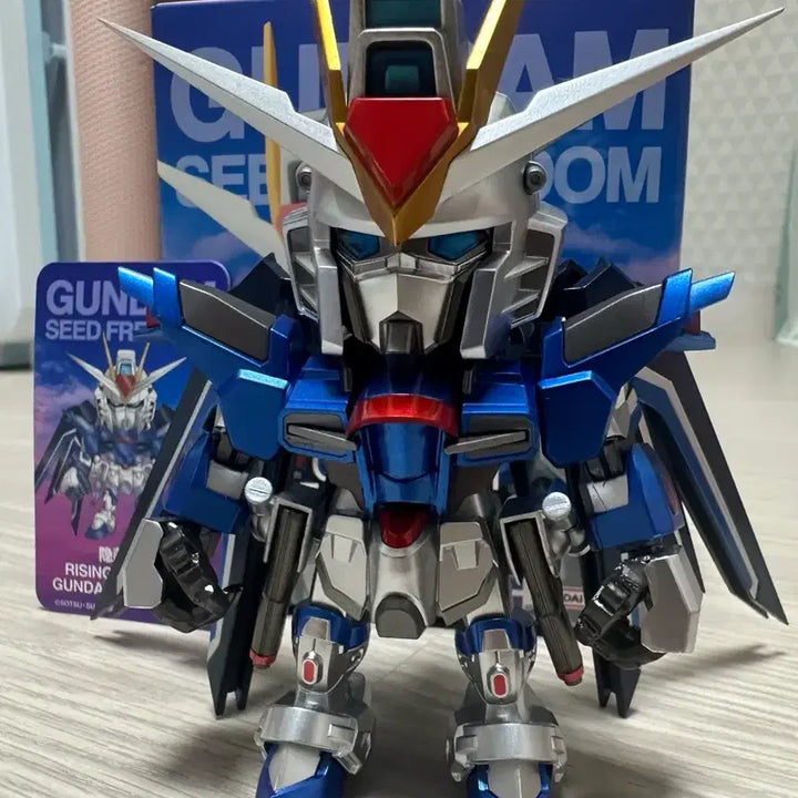[BUNJANG] Bandai QMSV Mini Gundam Secret Rising Freedom Figure / 반다이 QMSV Mini 건담 시크릿 라이징프리덤