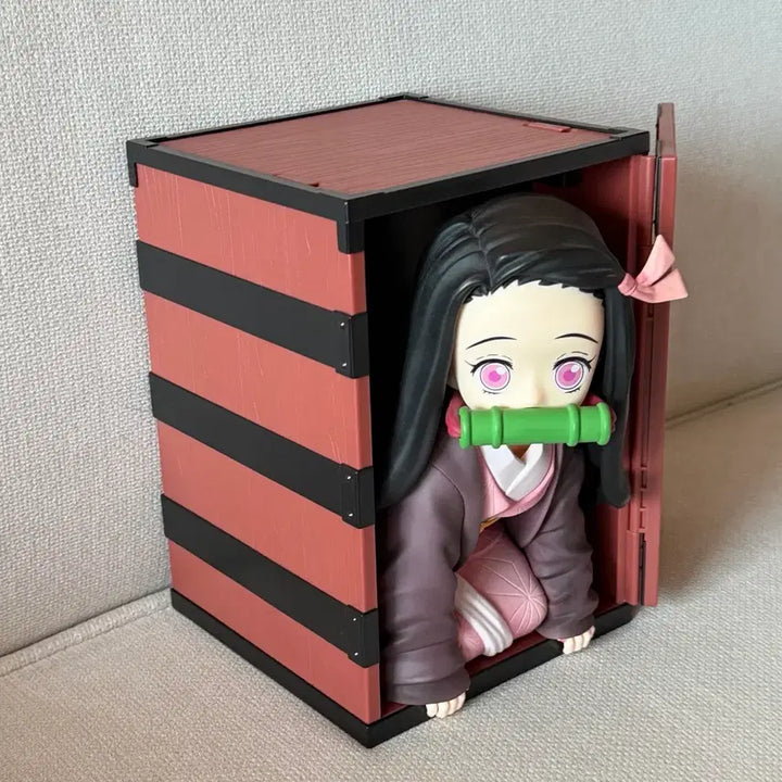 [BUNJANG] Demon Slayer Nezuko Popcorn Bucket Figure - Universal Studios Japan (New) / (새상품) 귀멸의칼날 USJ 유니버셜 스튜디오 네즈코 팝콘통 피규어