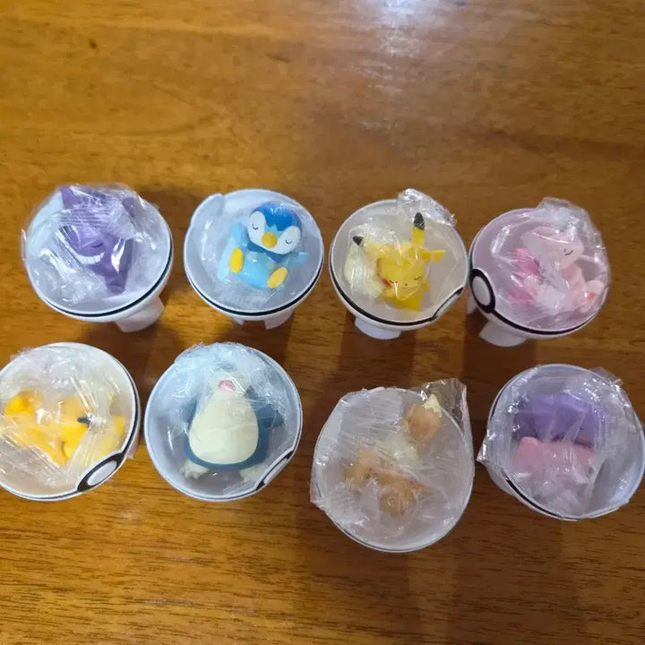 [BUNJANG] Pokemon Monster Ball Drink Figure Set (8 Types) / 포켓몬 몬스터볼 음료 피규어 8종