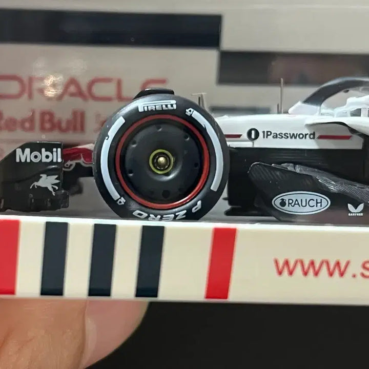 [BUNJANG] Spark F1 RB21 Max Verstappen Japan Grand Prix Winner 1:43 Resin Model / 스파크 F1 RB21 막스베르스타펜 일본그랑프리 우승 1:43