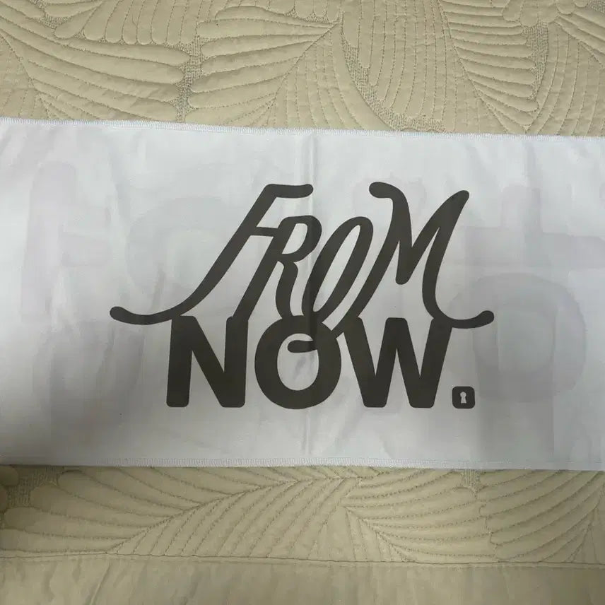 [BUNJANG] fromis_9 Hayoung Slogan / 프로미스나인 하영 슬로건