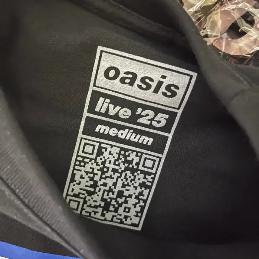 [BUNJANG] Oasis Live 25 Seoul T-Shirt Black M / oasis 라이브 25 서울 티셔츠 블랙 M