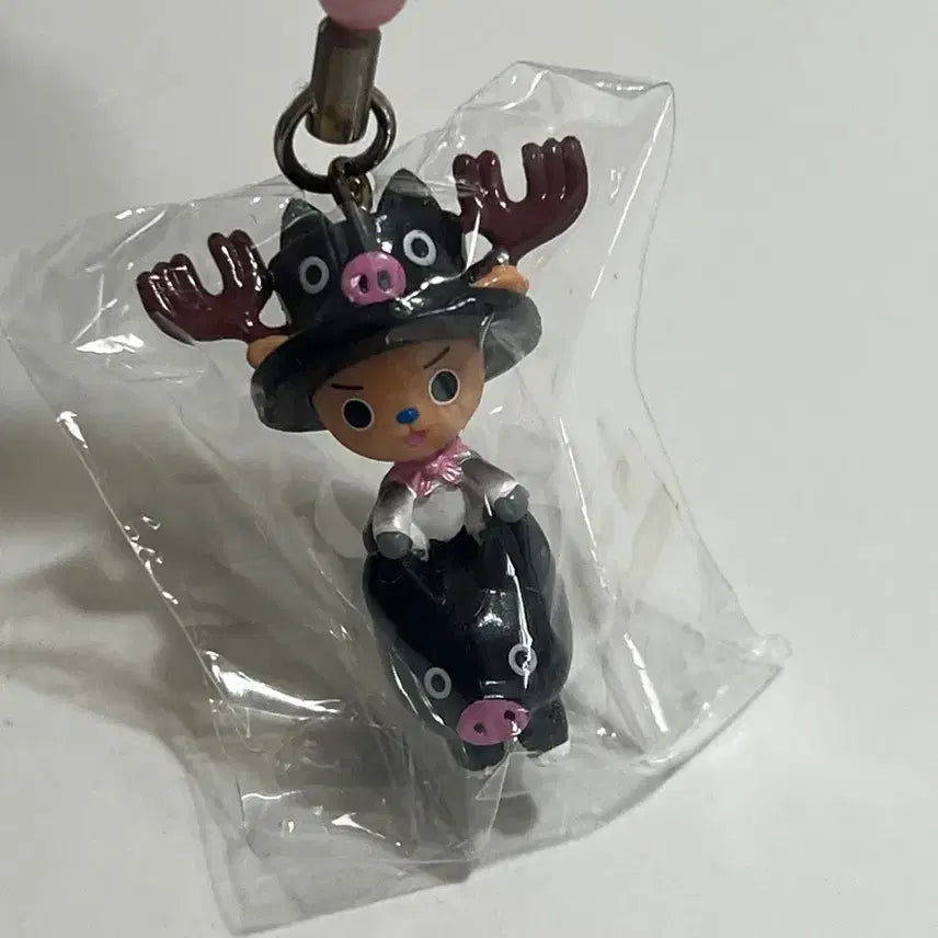 [BUNJANG] One Piece Chopper Regional Limited Strap (Kagoshima Black Pig) / 고전 원피스 쵸파 지역 한정 스트랩 흑돼지 가고시마