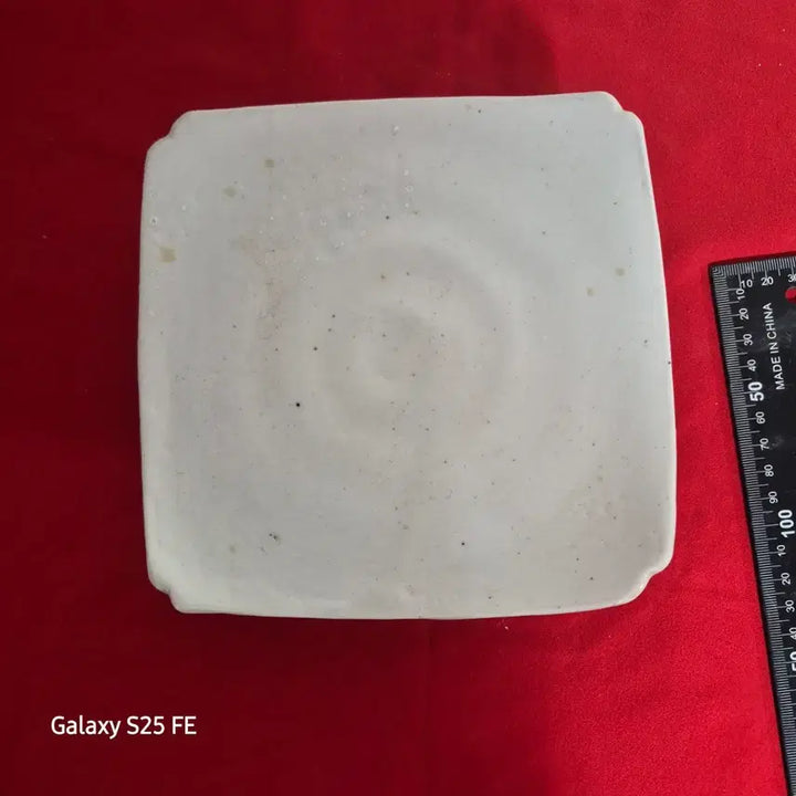 [BUNJANG] Bunwon Late Joseon White Porcelain Square Ritual Vessel / 분원말 백자4각제기