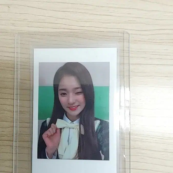 [BUNJANG] fromis_9 Nakyung Two Hearts Polaroids &amp; ID Photos Bundle / 프로미스나인 이나경 투하트 폴라, 증사