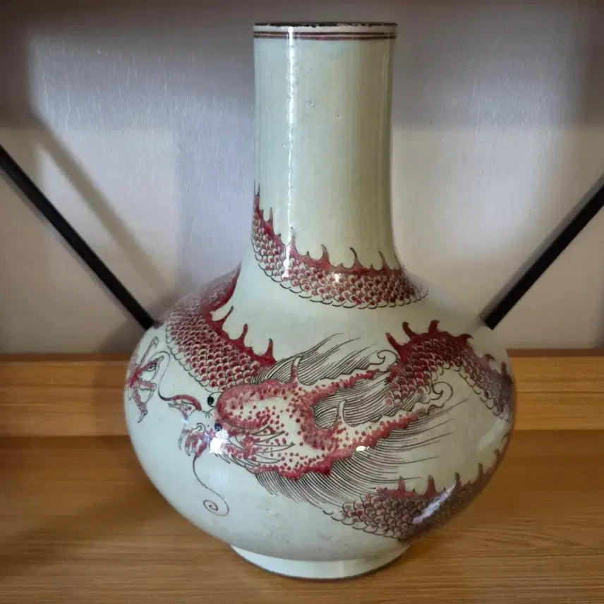 [BUNJANG] Dragon Motif Celadon Bottle / 용무늬청구병