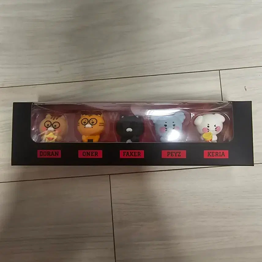 [BUNJANG] Kakao Friends Figure + Mini Figure Set (Sealed) / [미개봉] T1 카카오프렌즈 피규어+미니피규어
