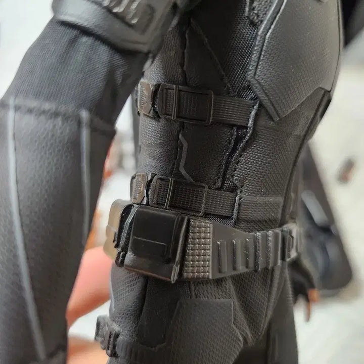 [BUNJANG] Hot Toys Spider-Man: Far From Home Stealth Deluxe Edition Figure / 핫토이 스파이더맨 파프롬홈 스텔스 디럭스 피규어