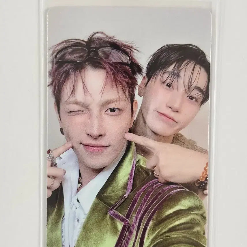 [BUNJANG] ATEEZ GOLDEN HOUR : Part.5 Digipack Unit Album (San &amp; Jongho) + Tok Tok Pre-order Benefit Photocard / 에이티즈 골든아워5 BAD 유닛 디지팩 앨범 톡톡 특전 산 종호