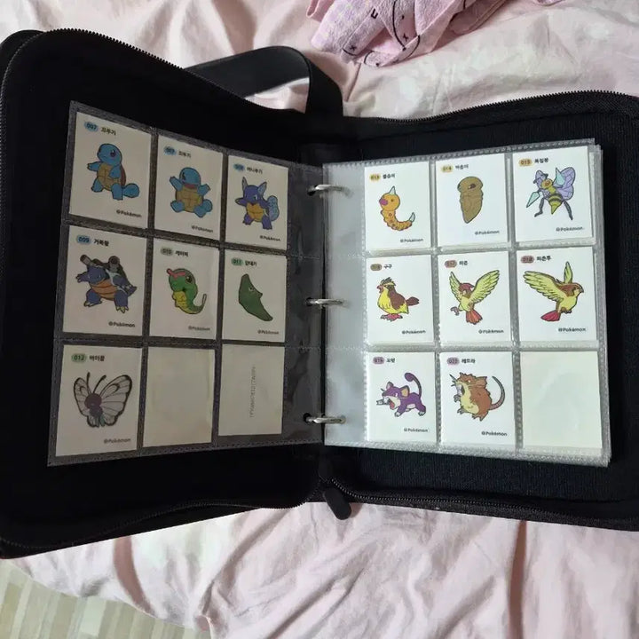 [BUNJANG] Pokemon Stickers Complete Set (151 + 22 Extra) + Mew &amp; Mewtwo / 포켓몬 띠부씰 151종 완성 + 추가 22장 + 뮤,뮤츠 포함(가격제안OK)