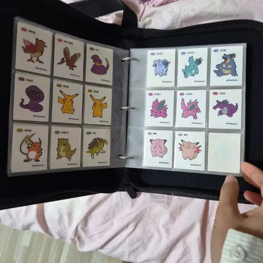 [BUNJANG] Pokemon Stickers Complete Set (151 + 22 Extra) + Mew &amp; Mewtwo / 포켓몬 띠부씰 151종 완성 + 추가 22장 + 뮤,뮤츠 포함(가격제안OK)