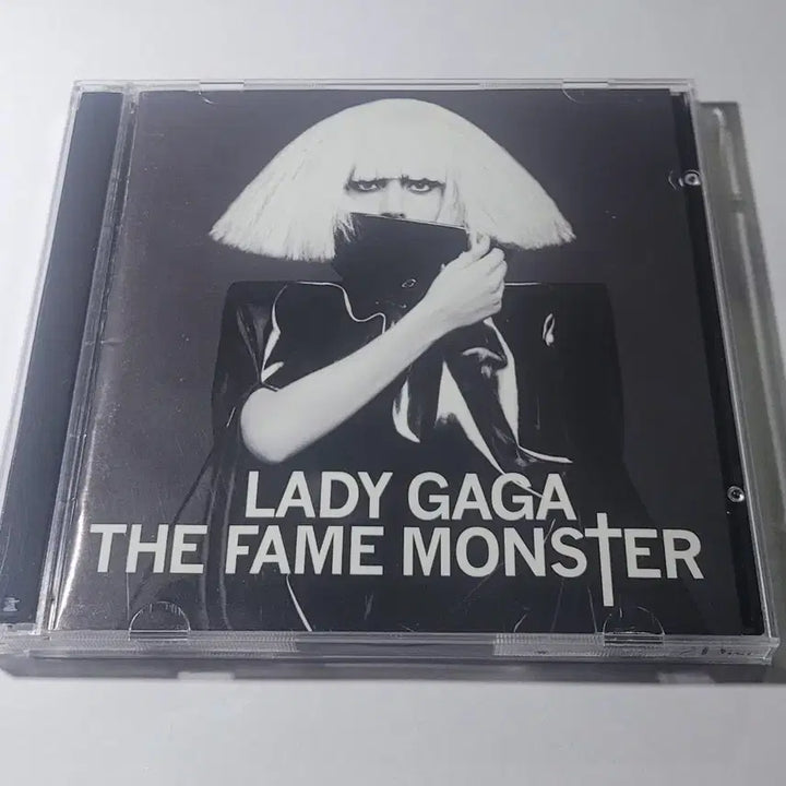 [BUNJANG] Lady Gaga The Fame Monster 2CD Album / [CD] 레이디 가가 Lady Gaga - The Fame Monster