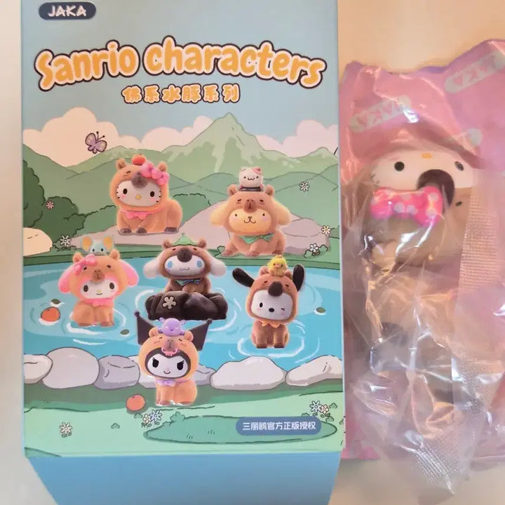 [BUNJANG] Sanrio Hello Kitty Capybara Figure (Sealed) / [미개봉] 산리오 랜덤 피규어 > 헬로키티 카피바라 피규어